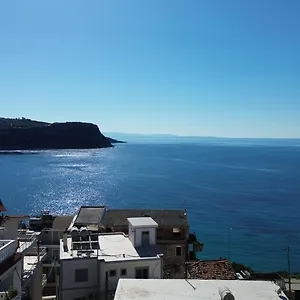 Jon Appartamento Himare